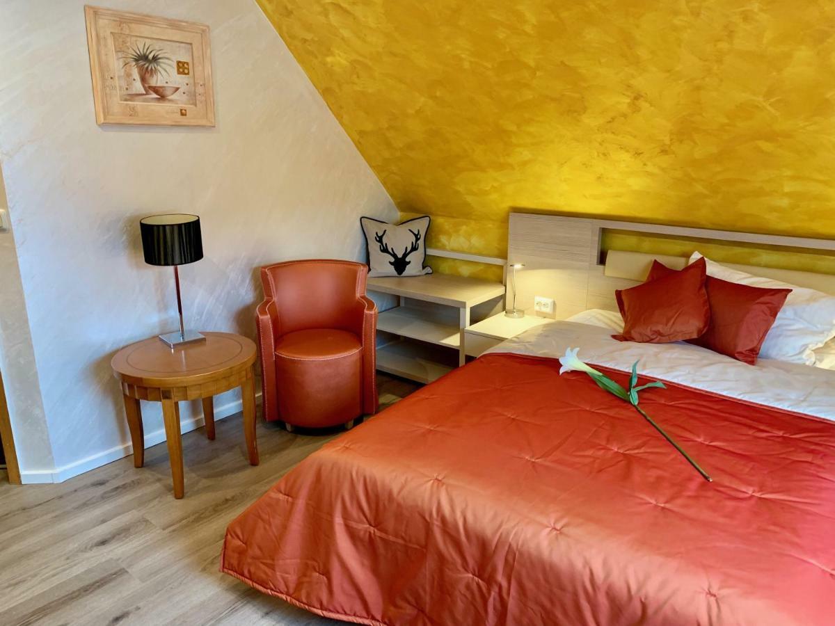 Boutique Hotel Goldene Henne Wolfsburg Exterior foto